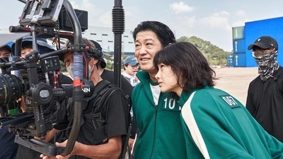 Critics say that regardless of its Korean setting, the show's themes and its critique of the ills of capitalism are relevant everywhere. Critics say that regardless of its Korean setting, the show's themes and its critique of the ills of capitalism are relevant everywhere.
