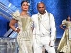 Kareena Kapoor walked the ramp for designer Gaurav Gupta at Lakme Fashion Week. (Varinder Chawla) Kareena Kapoor walked the ramp for designer Gaurav Gupta at Lakme Fashion Week. (Varinder Chawla)