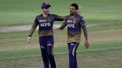 Sunil Narine with captain Eoin Morgan. (IPL)