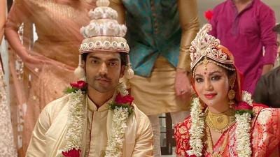 The couple shared the Bengali wedding picture on Instagram recently The couple shared the Bengali wedding picture on Instagram recently