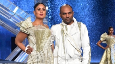 Kareena Kapoor walked the ramp for designer Gaurav Gupta at Lakme Fashion Week. (Varinder Chawla) Kareena Kapoor walked the ramp for designer Gaurav Gupta at Lakme Fashion Week. (Varinder Chawla)