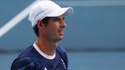 Indian Wells: Murray schools Alcaraz; Tsitsipas shines under lights (REUTERS)