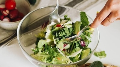 Start measuring and tracking your food: People tend to underestimate the amount of food they actually eat. Two great ways to avoid this is to measure your portions and keep track of what you are eating. In addition to the calories, you may also want to monitor macronutrients like carbs, fat, and protein. (Pexels) Start measuring and tracking your food: People tend to underestimate the amount of food they actually eat. Two great ways to avoid this is to measure your portions and keep track of what you are eating. In addition to the calories, you may also want to monitor macronutrients like carbs, fat, and protein. (Pexels)