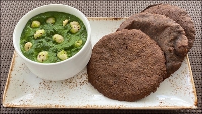 Navratri 2021 special recipe: Singhare ki poori and Spinach Makhana (Chef Vivek Tamhane, Senior Executive Chef, BLVD Club—Bangalore ) Navratri 2021 special recipe: Singhare ki poori and Spinach Makhana (Chef Vivek Tamhane, Senior Executive Chef, BLVD Club—Bangalore )