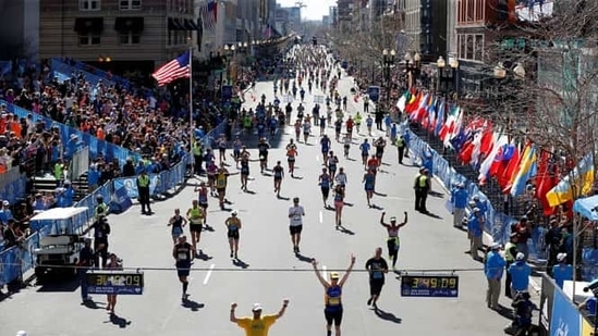 Boston Marathon set to begin after pandemic hiatus(FILE)