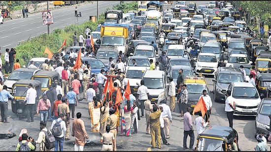 The Maharashtra Vikas Aghadi (MVA), a three-party coalition of Shiv Sena, NCP and Congress, enforced a Maharashtra bandh (statewide shutdown), which they termed a 100% success, on Monday, protesting the killing of farmers in Lakhimpur Kheri in Uttar Pradesh (Satish Bate/HT Photo) The Maharashtra Vikas Aghadi (MVA), a three-party coalition of Shiv Sena, NCP and Congress, enforced a Maharashtra bandh (statewide shutdown), which they termed a 100% success, on Monday, protesting the killing of farmers in Lakhimpur Kheri in Uttar Pradesh (Satish Bate/HT Photo)