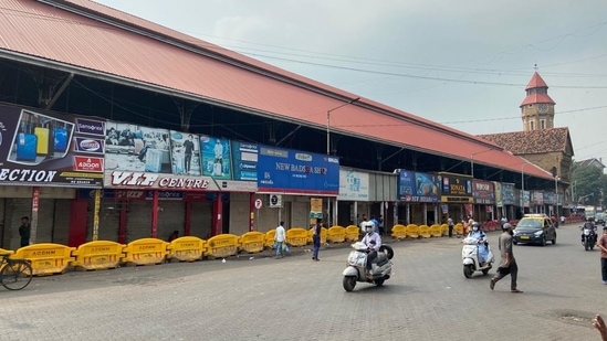 Total shutdown in Pune. NCP has called the bandh “successful”.(Pratik Chorge/HTT Photo)