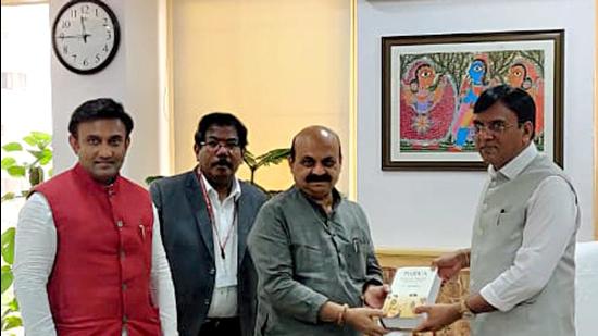 Karnataka health minister Dr K Sudhakar (far left) said that it was widely established through studies and research that families are a source of valuable mental support that is helpful in managing stressful situations (ANI)