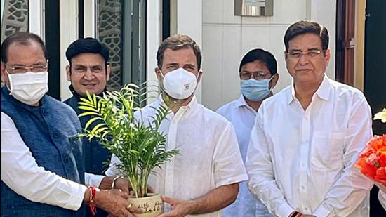 Congress leader Rahul Gandhi felicitates BJP’s Uttarakhand transport minister Yashpal Arya (left) and his son Sanjeev Arya for joining the party in presence of the state’s leader of opposition Pritam Singh in New Delhi on Monday. (ANI) Congress leader Rahul Gandhi felicitates BJP’s Uttarakhand transport minister Yashpal Arya (left) and his son Sanjeev Arya for joining the party in presence of the state’s leader of opposition Pritam Singh in New Delhi on Monday. (ANI)