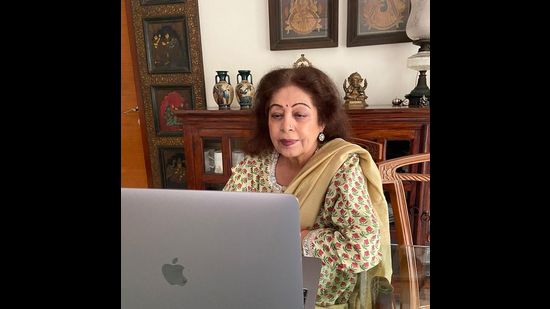 Kirron Kher reveals that she has been working even while going through her treatments (Instagram/kirronkhermp) Kirron Kher reveals that she has been working even while going through her treatments (Instagram/kirronkhermp)