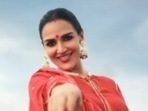 Esha Deol, in a <span class='webrupee'>₹</span>11k Kurta, sets festive fashion goals higher(Instagram/@imeshadeol) Esha Deol, in a <span class='webrupee'>₹</span>11k Kurta, sets festive fashion goals higher(Instagram/@imeshadeol)