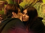 Miesha Iyer and &nbsp;Ieshaan Sehgal get cozy on Bigg Boss 15.&nbsp;