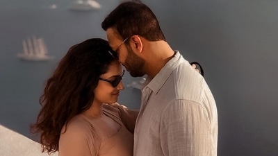 Ankita Lokhande shares romantic picture with Vicky Jain (Instagram) Ankita Lokhande shares romantic picture with Vicky Jain (Instagram)