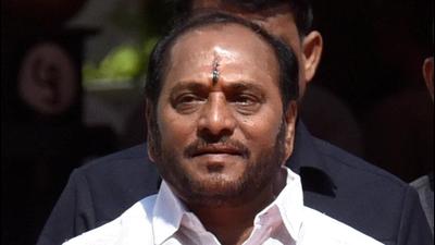 Party insiders said that the Shiv Sena chief was not happy with the audio clips where Ramdas Kadam was heard expressing happiness over action against Sena minister Anil Parab by district authorities. (HT Photo)
