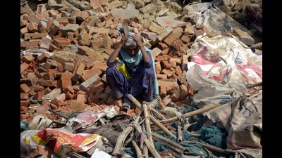 Members of the nomadic tribes said that the team of officials drove them out of the land and pulled down their shanties. (Sakib Ali/HT) Members of the nomadic tribes said that the team of officials drove them out of the land and pulled down their shanties. (Sakib Ali/HT)