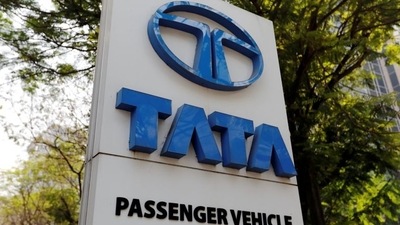 Tata Motors is not an anomaly since global wholesales of all passenger vehicles jumped 11% from the corresponding year of the previous fiscal (REUTERS)
