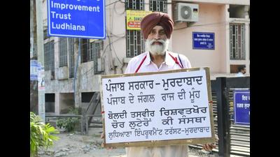A BRS Nagar resident, Jatinder Pal Singh has been making the rounds of the Ludhiana Improvement Trust office tor the past six years. (HT Photo) A BRS Nagar resident, Jatinder Pal Singh has been making the rounds of the Ludhiana Improvement Trust office tor the past six years. (HT Photo)