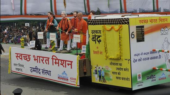 The Swachh Bharat Mission (Urban) targets making all statutory towns open defecation free (ODF), achieving scientific processing of solid waste, and managing wastewater in cities with less than 100,000 people. (File photo) The Swachh Bharat Mission (Urban) targets making all statutory towns open defecation free (ODF), achieving scientific processing of solid waste, and managing wastewater in cities with less than 100,000 people. (File photo)