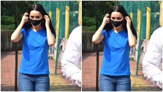 Shraddha Kapoor aced casual fashion trends for us in a blue tee shirt and a blue pair of denims.(HT Photos/Varinder Chawla)