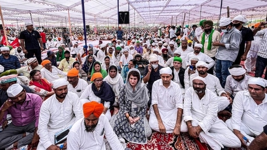 Priyanka Gandhi was seen with her hands folded in front of the photographs of the four farmers killed in Lakhimpur Kheri.&nbsp;(HT Photo)