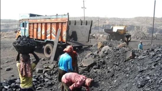 The state has, however, said load shedding would not be initiated in the state. Energy minister Nitin Raut, however, blamed the central government for the current coal supply crisis in the country. The state has, however, said load shedding would not be initiated in the state. Energy minister Nitin Raut, however, blamed the central government for the current coal supply crisis in the country.