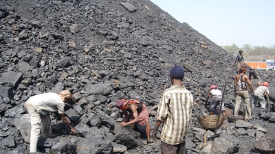 India’s 119 coal-fuelled power projects totaling 129.866 gigawatt (GW) capacity had four days of stocks. (HT File) India’s 119 coal-fuelled power projects totaling 129.866 gigawatt (GW) capacity had four days of stocks. (HT File)