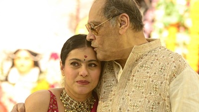 Actors Kajol and Deb Mukherjee were spotted together at North Bombay's Sarbojanin Durga Puja Samiti on October 12. (AFP) Actors Kajol and Deb Mukherjee were spotted together at North Bombay's Sarbojanin Durga Puja Samiti on October 12. (AFP)