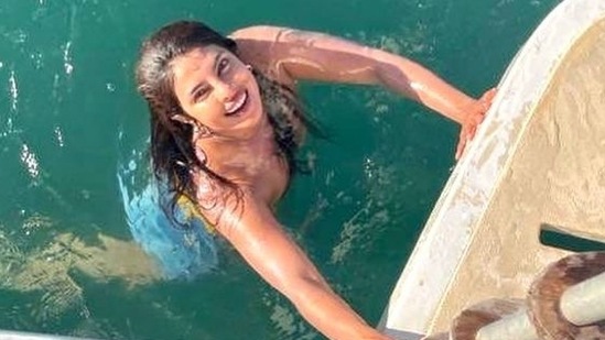 Priyanka Chopra went for a swim while enjoying her day out in Valencia, Spain.(Instagram)