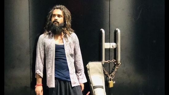 Busker artiste Anshul Riaji has taken the internet by the storm (Photo: Ankush Kumar Singh) Busker artiste Anshul Riaji has taken the internet by the storm (Photo: Ankush Kumar Singh)