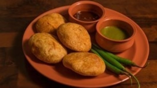 Love Chandni Chowk Ki Moong Dal Kachori? Try its healthier recipe at home