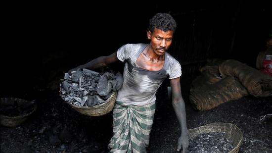 Earlier in the day, coal minister Pralhad Joshi said cumulative coal supplies to thermal power plants crossed 2 million tonne on Tuesday and dispatch of the dry fuel is being enhanced to the plants. (REUTERS)