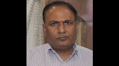 Ajay Kumar, the hosiery owner, who was mowed down by a tractor trailer in Ludhiana on Thursday. (HT Photo) Ajay Kumar, the hosiery owner, who was mowed down by a tractor trailer in Ludhiana on Thursday. (HT Photo)