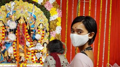 Actor Sayani Gupta’s mother joined her for Durga Puja celebrations this year. Actor Sayani Gupta’s mother joined her for Durga Puja celebrations this year.
