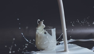 According to time-honoured advice, drinking a glass of warm milk at bedtime will encourage a good night's rest. (Unsplash) According to time-honoured advice, drinking a glass of warm milk at bedtime will encourage a good night's rest. (Unsplash)