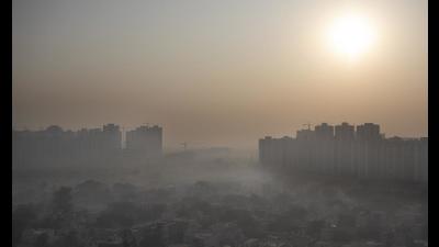 Both the central and Delhi governments have assured citizens that they are taking measures to tackle the pollution challenge. While the Centre has been talking to Delhi’s neighbouring states about introducing mitigation measures to control stubble burning, Delhi released a 10-point winter action plan and three-step plan for citizens to do their bit for clean air. (AP)