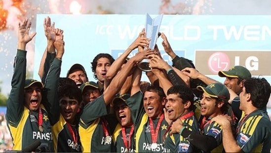 After missing out from winning the T20 World Cup in 2007, Pakistan made sure they didn't return empty-handed in the following edition held in 2009.&nbsp;