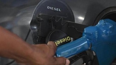 Madhya Pradesh police claimed to have busted a gang allegedly involved in supplying adulterated petrol and diesel to fuel stations in Indore and adjoining districts, and arrested two persons in connection with the case. (Representational image) Madhya Pradesh police claimed to have busted a gang allegedly involved in supplying adulterated petrol and diesel to fuel stations in Indore and adjoining districts, and arrested two persons in connection with the case. (Representational image)