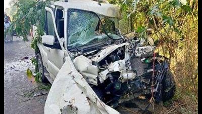 The incident took place when a Mahindra Scorpio rammed into the tractor-trailer on its way towards Patiala. (HT Photo) The incident took place when a Mahindra Scorpio rammed into the tractor-trailer on its way towards Patiala. (HT Photo)
