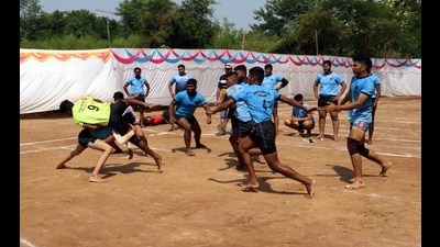 Players in action after Kalyan Dombivli civic body inaugurates kabaddi playground in Ambivli village on Friday. (RISHIKESH CHOUDHARY/HT PHOTO) Players in action after Kalyan Dombivli civic body inaugurates kabaddi playground in Ambivli village on Friday. (RISHIKESH CHOUDHARY/HT PHOTO)