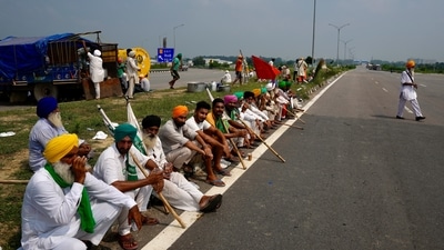 On Friday morning, the Police found Lakhbir Singh's body tied to a metal barricade near a stage put up by the farmers at Singhu border. (AP) On Friday morning, the Police found Lakhbir Singh's body tied to a metal barricade near a stage put up by the farmers at Singhu border. (AP)