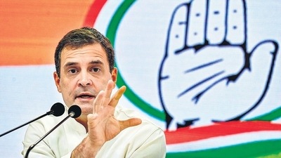 Rahul Gandhi said the government’s foreign policy is to “lose friends and influence nobody”. (AFP)