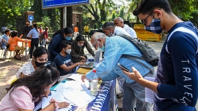 Students at a help desk at the Delhi University (DU) north campus. (Amal KS/HT Photo) Students at a help desk at the Delhi University (DU) north campus. (Amal KS/HT Photo)