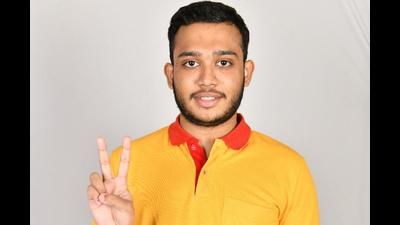 Eighteen-year-old Kartik Nair emerged Maharashtra topper with an All-India Rank (AIR) of 7 in the Joint Entrance Examination (JEE) Advanced results 2021 that were announced by the National Testing Agency on Friday. Neeraja Patil, 17, from Mumbai stood first among girl candidates in the state with an AIR of 266. Eighteen-year-old Kartik Nair emerged Maharashtra topper with an All-India Rank (AIR) of 7 in the Joint Entrance Examination (JEE) Advanced results 2021 that were announced by the National Testing Agency on Friday. Neeraja Patil, 17, from Mumbai stood first among girl candidates in the state with an AIR of 266.