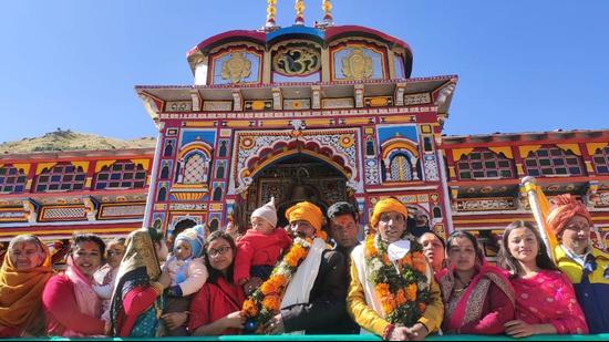 This year the portals of Badrinath Temple will be closed for the winter months on November 20. (HT PHOTO.)