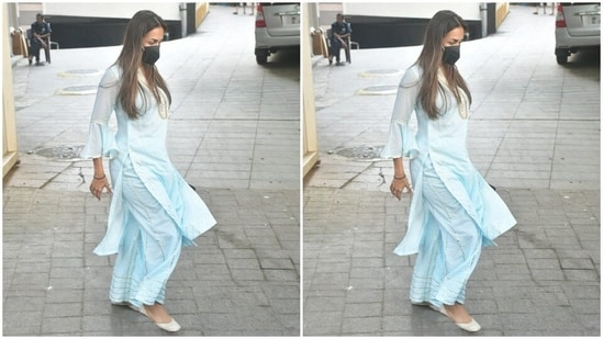All Masked Up, Malaika Was Clicked As She Passed The Paparazzi.(Ht Photos/Varinder Chawla)