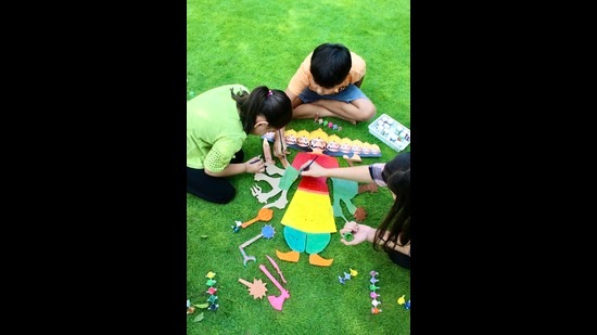 Since there are no Dussehra celebrations happening on a big scale this year, Denizens have devised innovative ways to celebrate the festival at home.