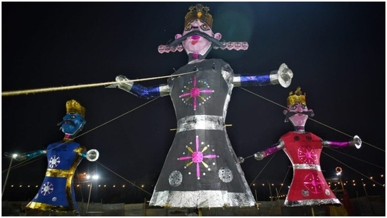 As we near the last day of Navratri celebrations, the country is gearing up to celebrate Dussehra.(HT Photos/Ravi Kumar)