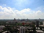 Air quality continued to worsen in the national capital as the evening progressed, with 18 out of 36 areas showing readings of “very poor” that could lead to respiratory illness.(ANI Photo) Air quality continued to worsen in the national capital as the evening progressed, with 18 out of 36 areas showing readings of “very poor” that could lead to respiratory illness.(ANI Photo)