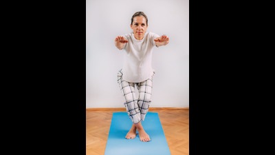 The Sitting Rising Test looks at the ability to sit and then rise unaided from the floor (Shutterstock) The Sitting Rising Test looks at the ability to sit and then rise unaided from the floor (Shutterstock)