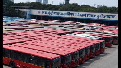 In order to reduce the loss, Navi Mumbai Municipal Transport (NMMT) will now try to run as many electric buses as possible, says an official. (BACHCHAN KUMAR/HT PHOTO) In order to reduce the loss, Navi Mumbai Municipal Transport (NMMT) will now try to run as many electric buses as possible, says an official. (BACHCHAN KUMAR/HT PHOTO)